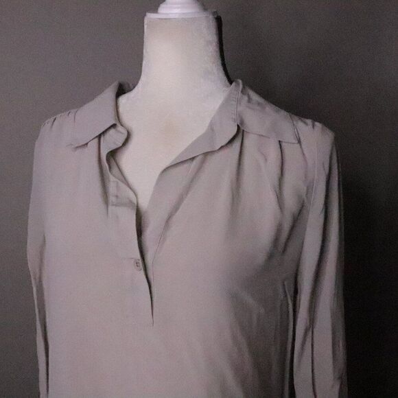 CAbi | Silk Long Sleeve Top Medium - Picture 3 of 7